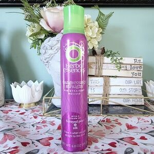 Herbal Essence Dangerously Straight Mousse